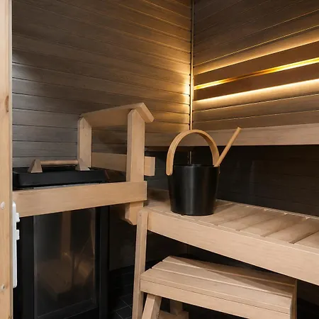 Arctic Aurora Apartment